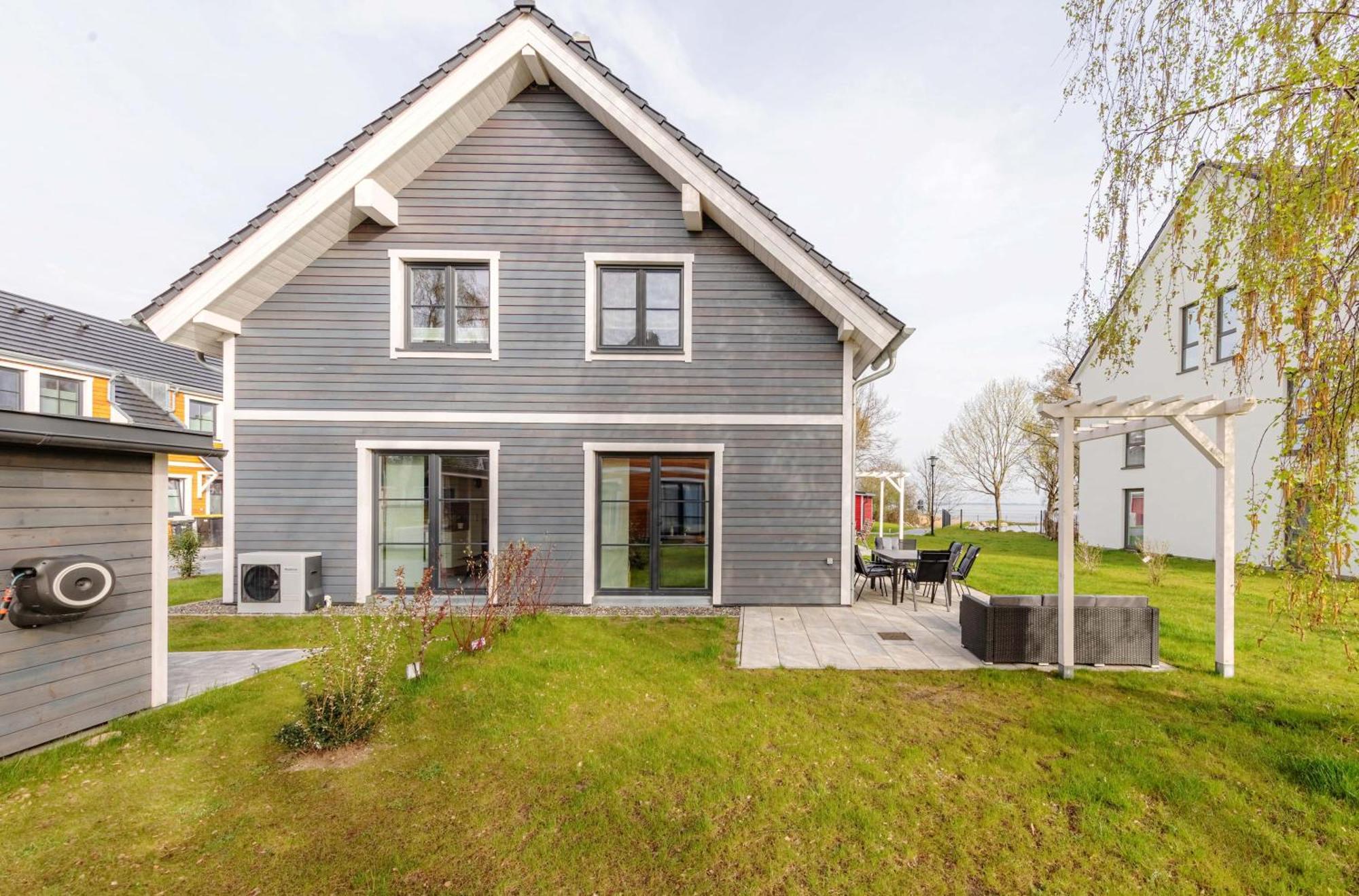 5 Sterne Ostseetraum - 50m Zum - Ladestation Fuer E-auto Ferienhaus
